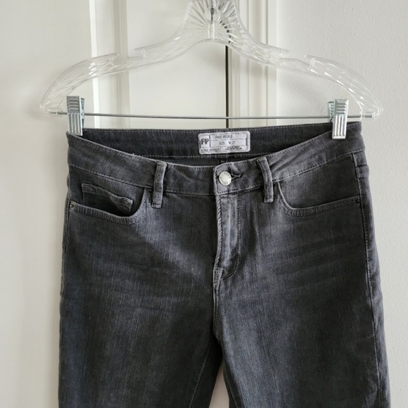 Free People Cropped Raw Hem Jeans - Picture 5 of 8